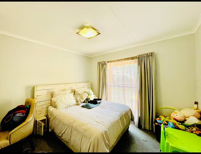 3 BEDROOM HOUSE FOR SALE IN KYALAMI HILLS